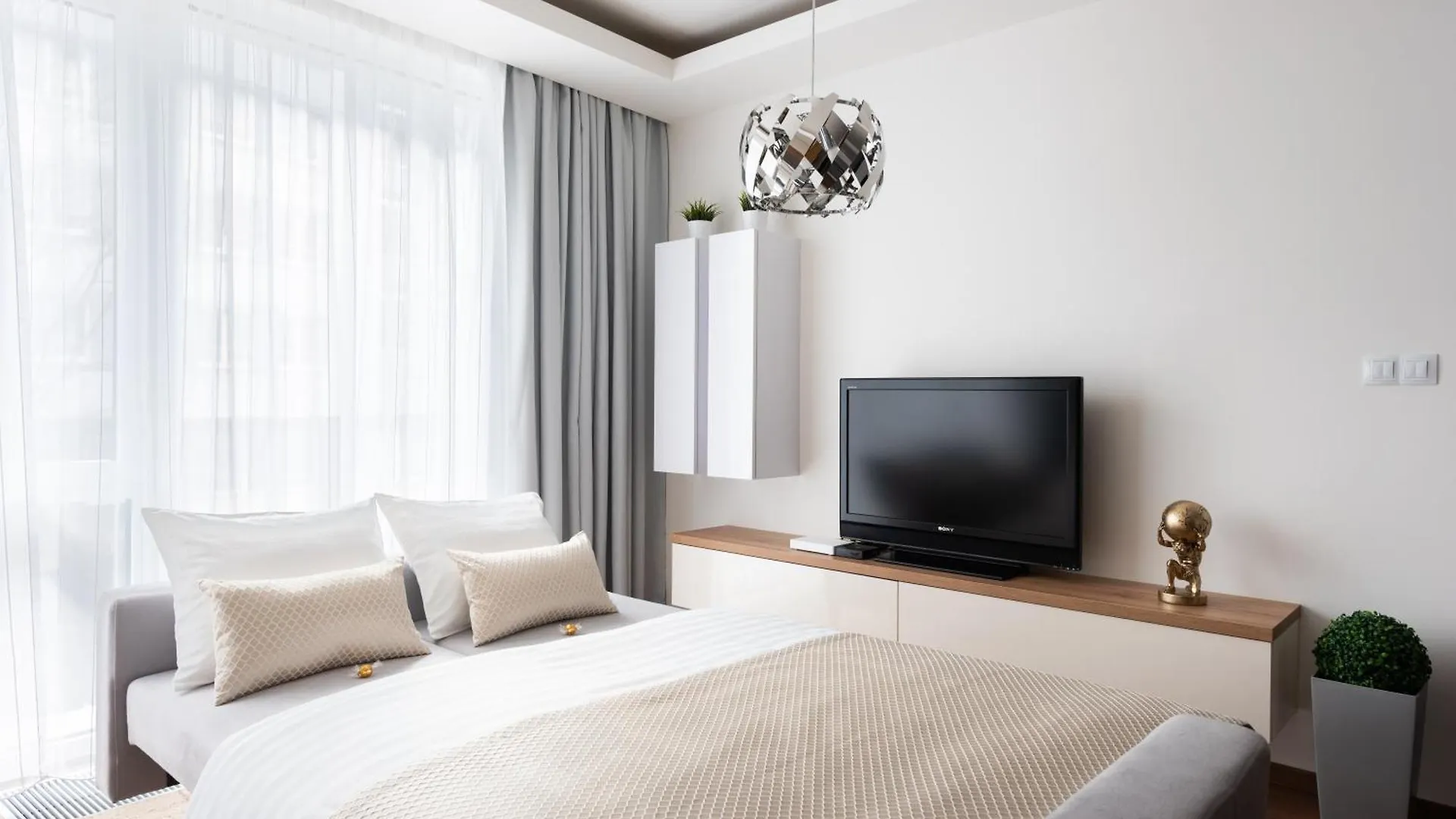 Luxury & Air-Conditioned Osko Apartment Near The City Center Praha